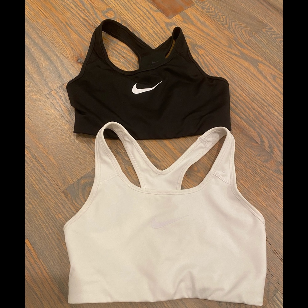 Nike women’s sport bra size S